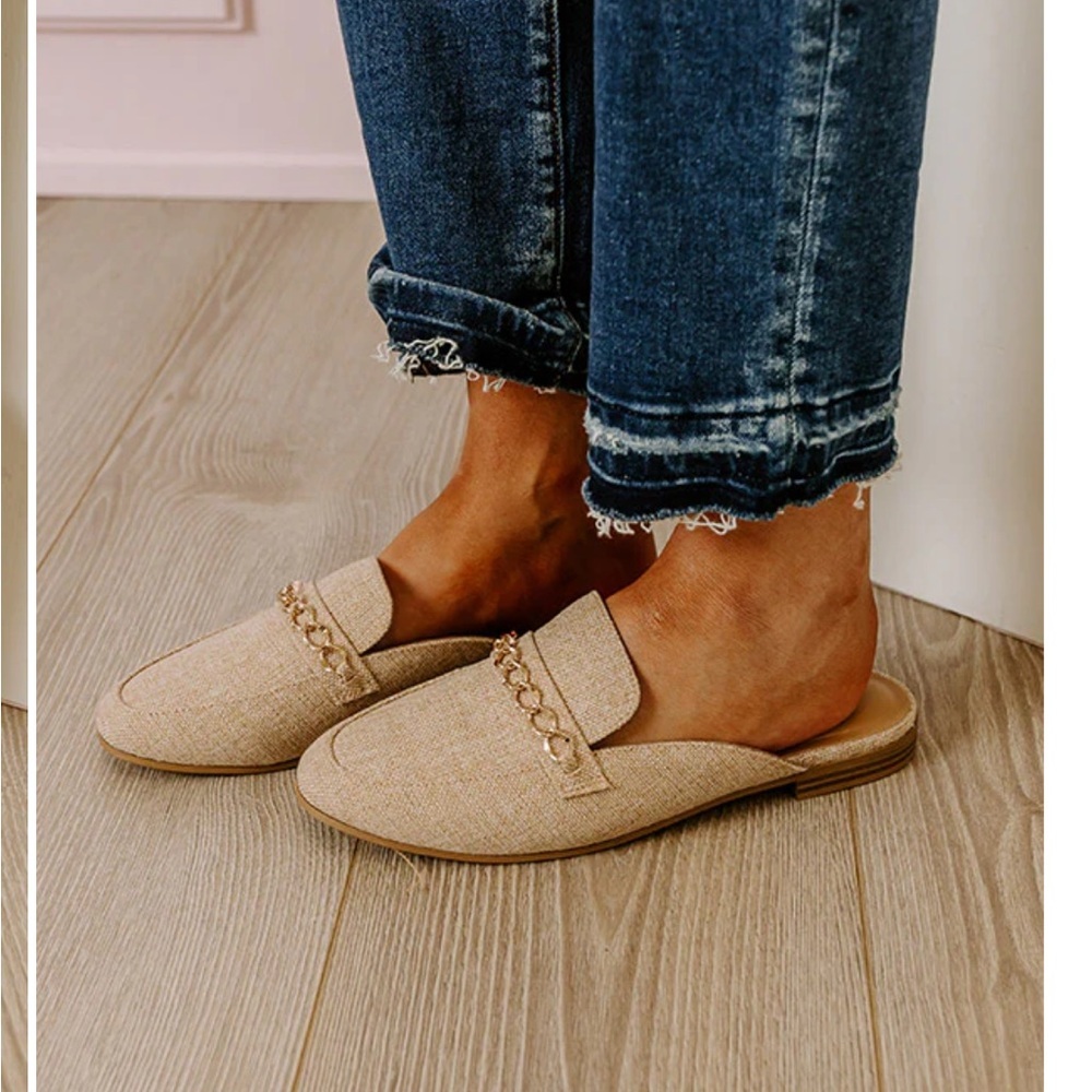 S2 - Impressions tan cream work mule size 7.5